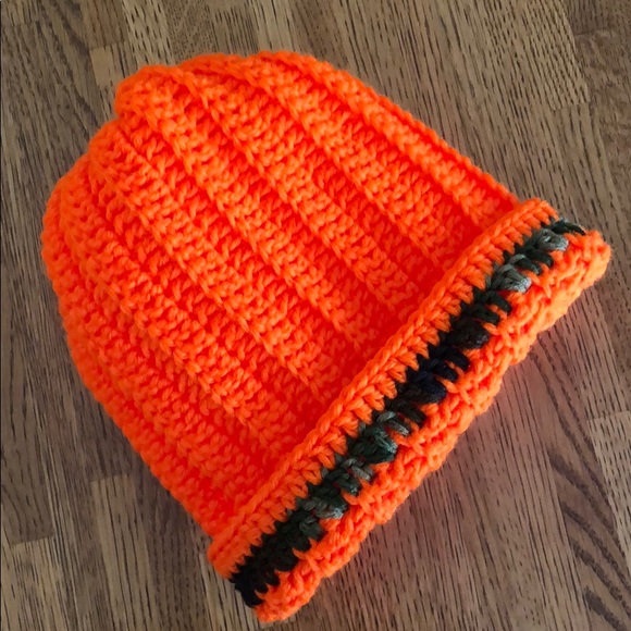 New handmade Bright orange hunting beanie camouflage trim crochet #M-103 - Picture 2 of 5